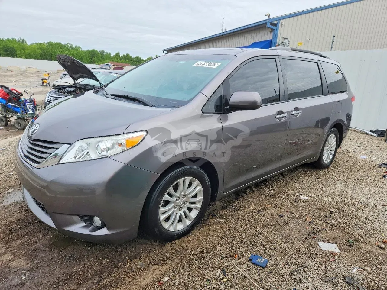Toyota Sienna 3.5L 6 2014