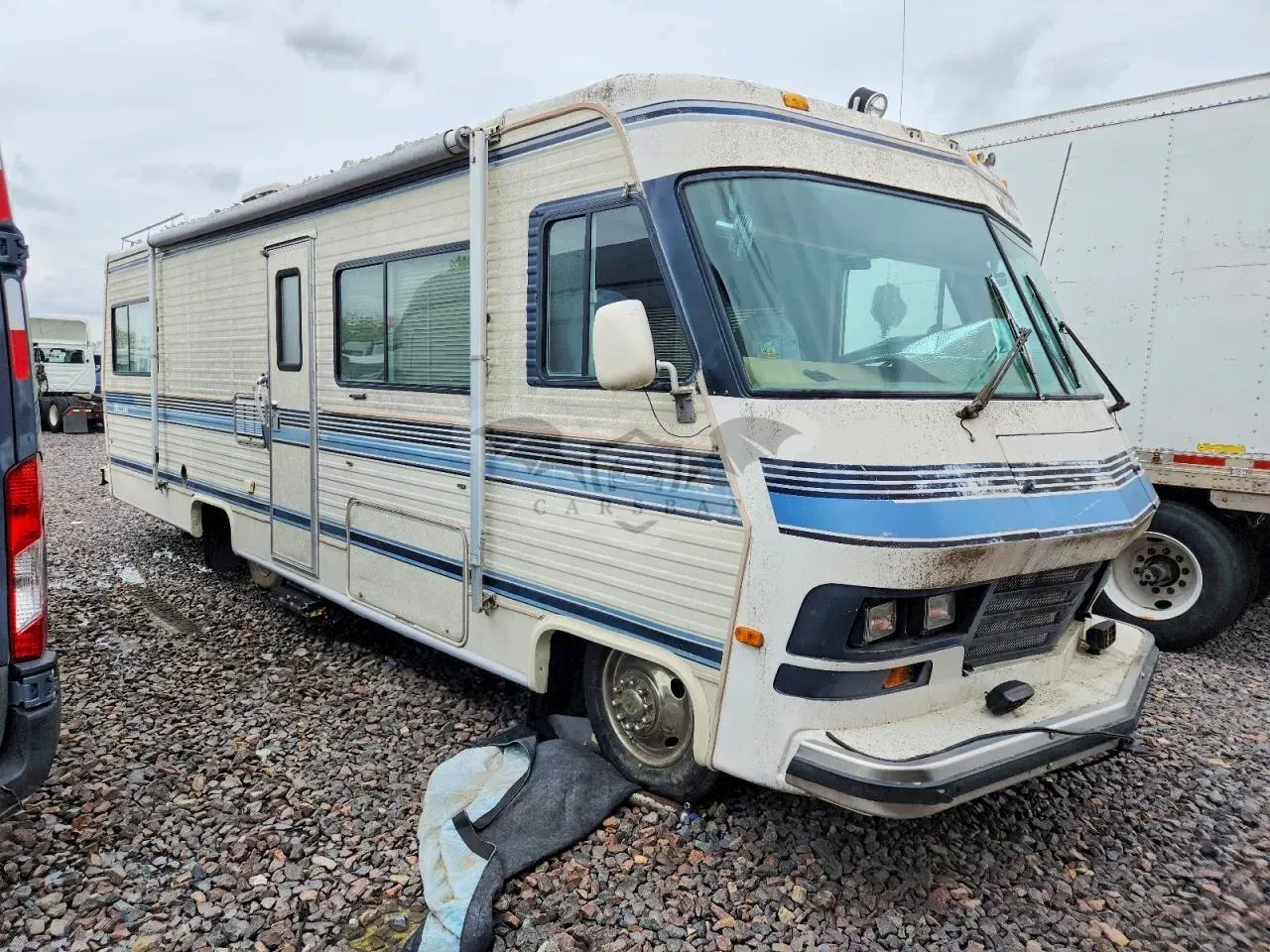 Chevrolet P30 7.4L 8 1985