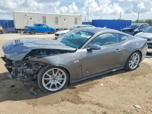 Ford Mustang 5.0L 8 2026