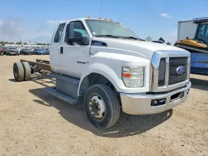 Ford F650 6.7L 8 2017