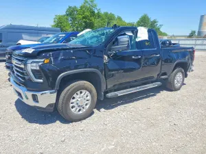 Chevrolet Silverado 1500 6.6L 8 2024