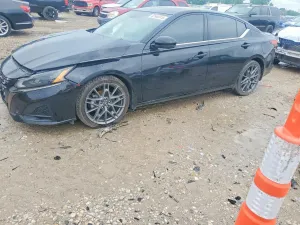 Nissan Altima 2.0L 4 2023