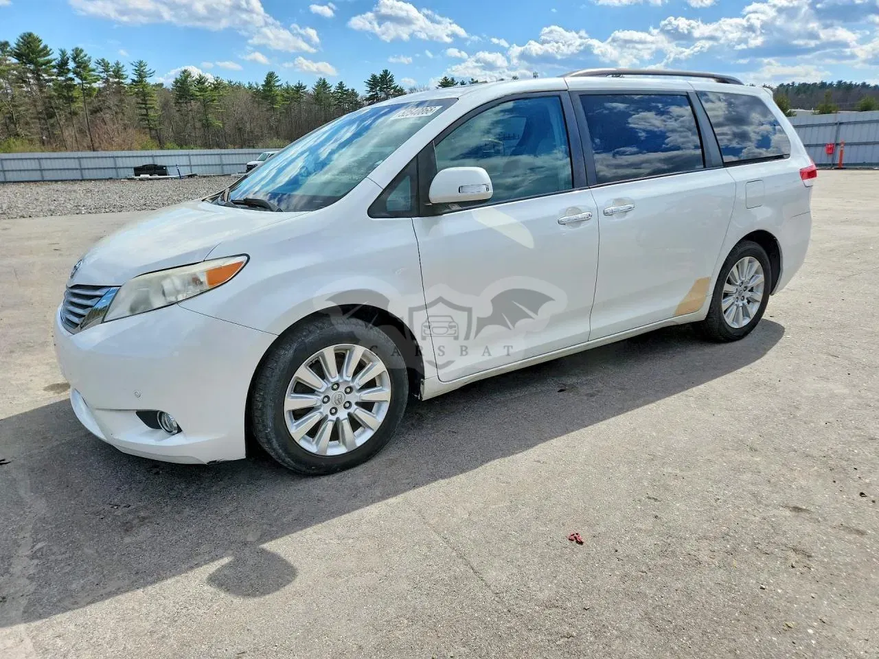Toyota Sienna 3.5L 6 2014