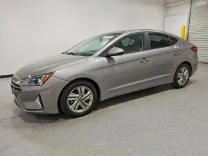 Hyundai Elantra 2.0L 4 2020