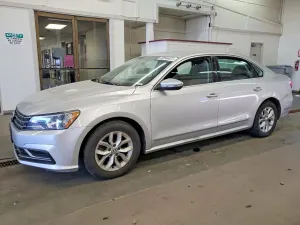 Volkswagen Passat 1.8L 4 2016