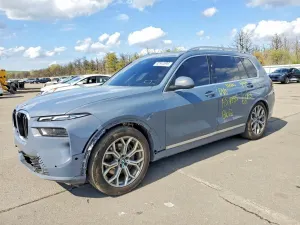 BMW X7 3.0L 6 2025