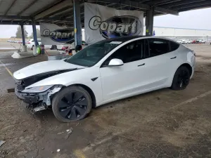 Tesla Model 3 2024