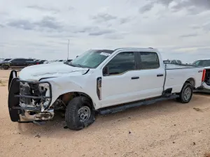 Ford F-250 6.8L 8 2024