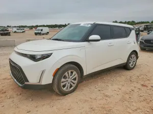 Kia Soul 2.0L 4 2024