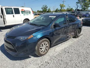 Toyota Corolla L 1.8L 4 2018