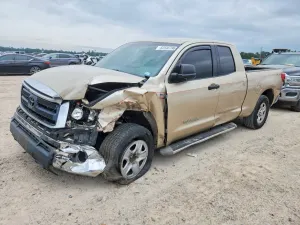 Toyota Tundra 5.7L 8 2010