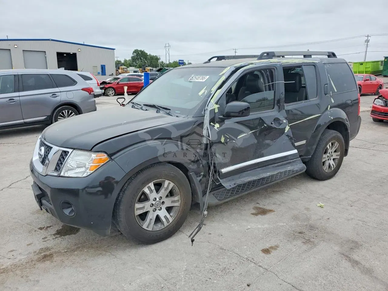 Nissan Pathfinder 4.0L 6 2012