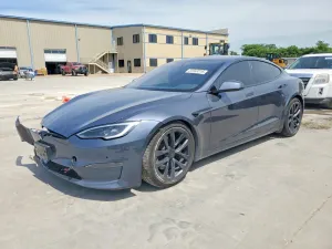 Tesla Model S 2022