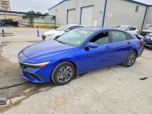 Hyundai Elantra 2.0L 4 2024