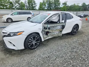 Toyota Camry 2.5L 4 2020