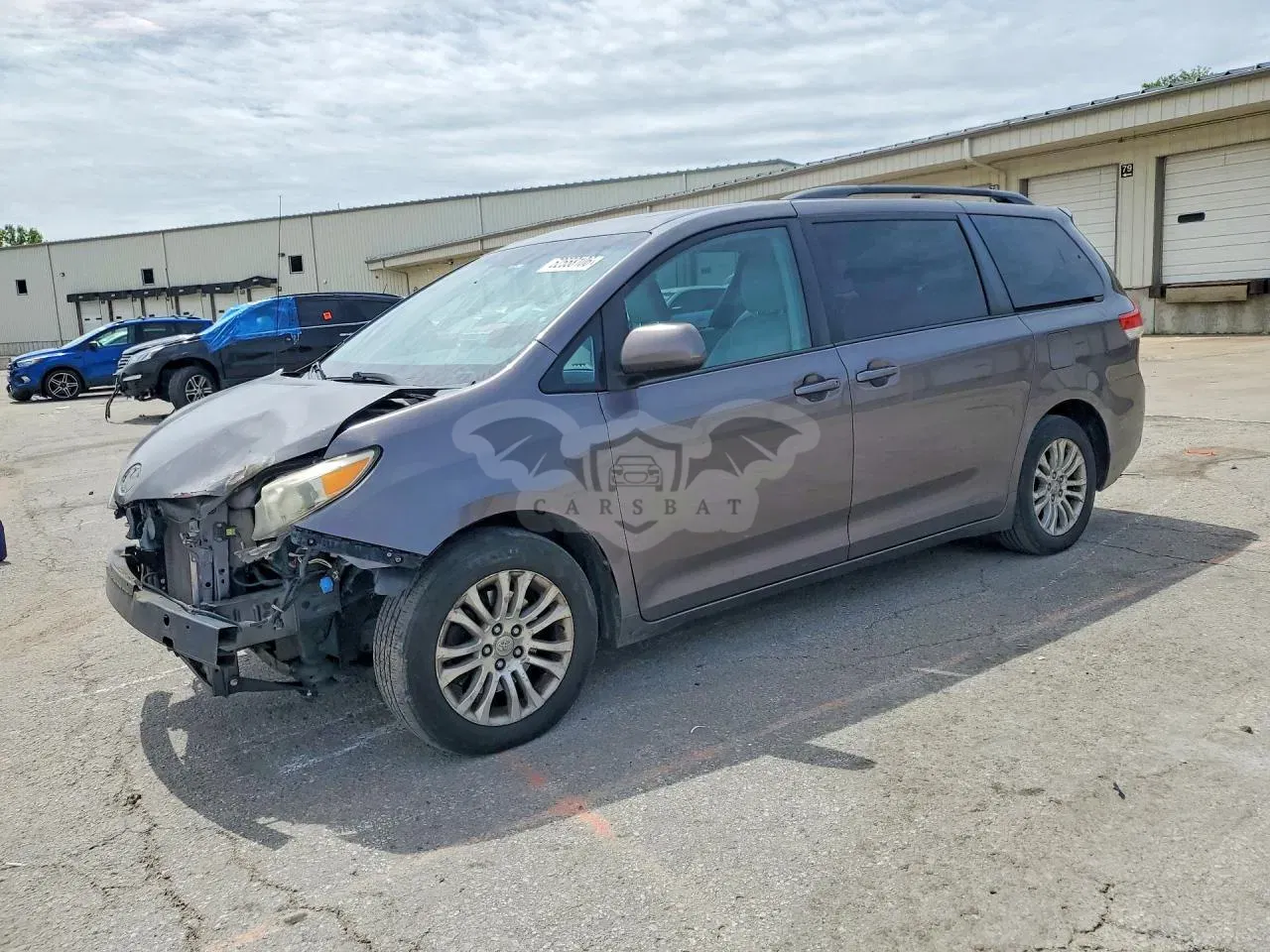 Toyota Sienna 3.5L 6 2013