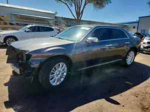 Chrysler 300C 5.7L 8 2014