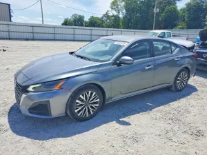 Nissan Altima 2.5L 4 2023