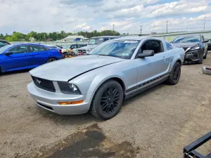 Ford Mustang 4.0L 6 2005