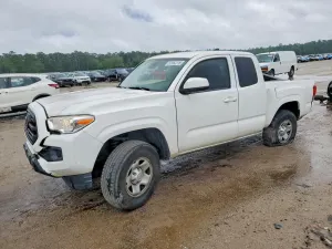 Toyota Tacoma 2.7L 4 2019