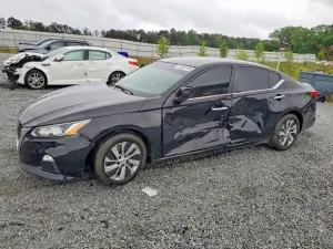 Nissan Altima 2.5L 4 2020