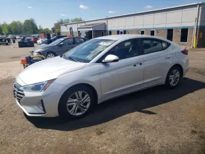 Hyundai Elantra 2.0L 4 2019