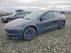 Tesla Model 3 2025