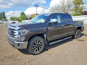 Toyota Tundra 5.7L 8 2021