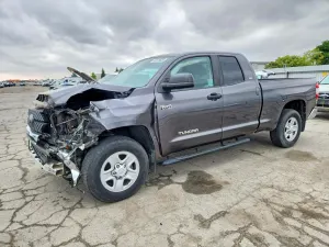 Toyota Tundra 5.7L 8 2020