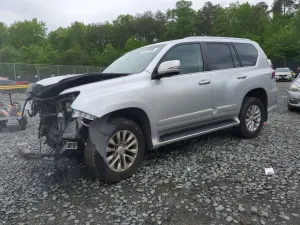 Lexus GX 4.6L 8 2015