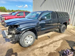 Toyota Tacoma 2.7L 4 2020