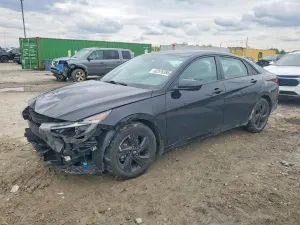 Hyundai Elantra 2.0L 4 2022