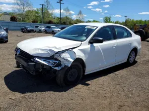 Volkswagen Jetta 2.0L 4 2013