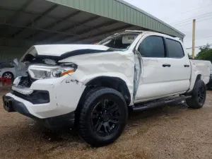 Toyota Tacoma 2.7L 4 2021