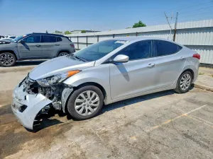 Hyundai Elantra 1.8L 4 2012