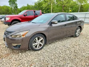 Nissan Altima 2.5L 4 2015