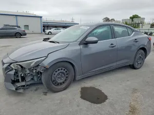 Nissan Sentra 2.0L 4 2021