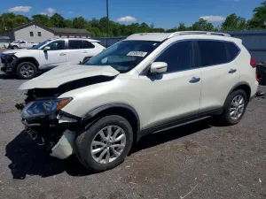 Nissan Rogue 2.5L 4 2017