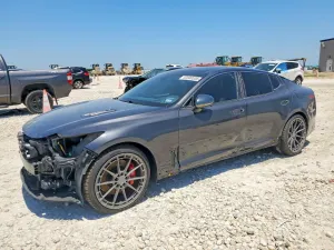 Kia Stinger 3.3L 6 2022