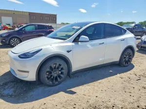 Tesla Model Y 2022