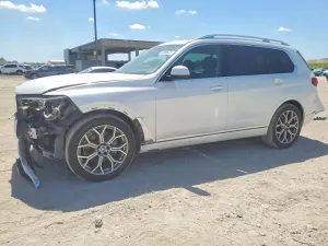 BMW X7 3.0L 6 2020