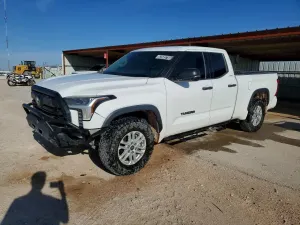 Toyota Tundra 3.4L 6 2022