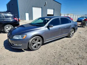 Volkswagen Passat 2.0L 4 2013