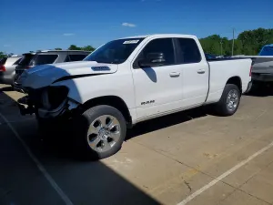 RAM 1500 5.7L 8 2021