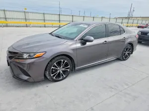 Toyota Camry 2.5L 4 2018