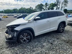 Toyota Highlander 3.5L 6 2016