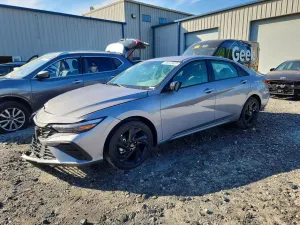Hyundai Elantra 2.0L 4 2026