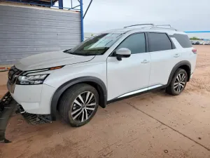 Nissan Pathfinder 3.5L 6 2025