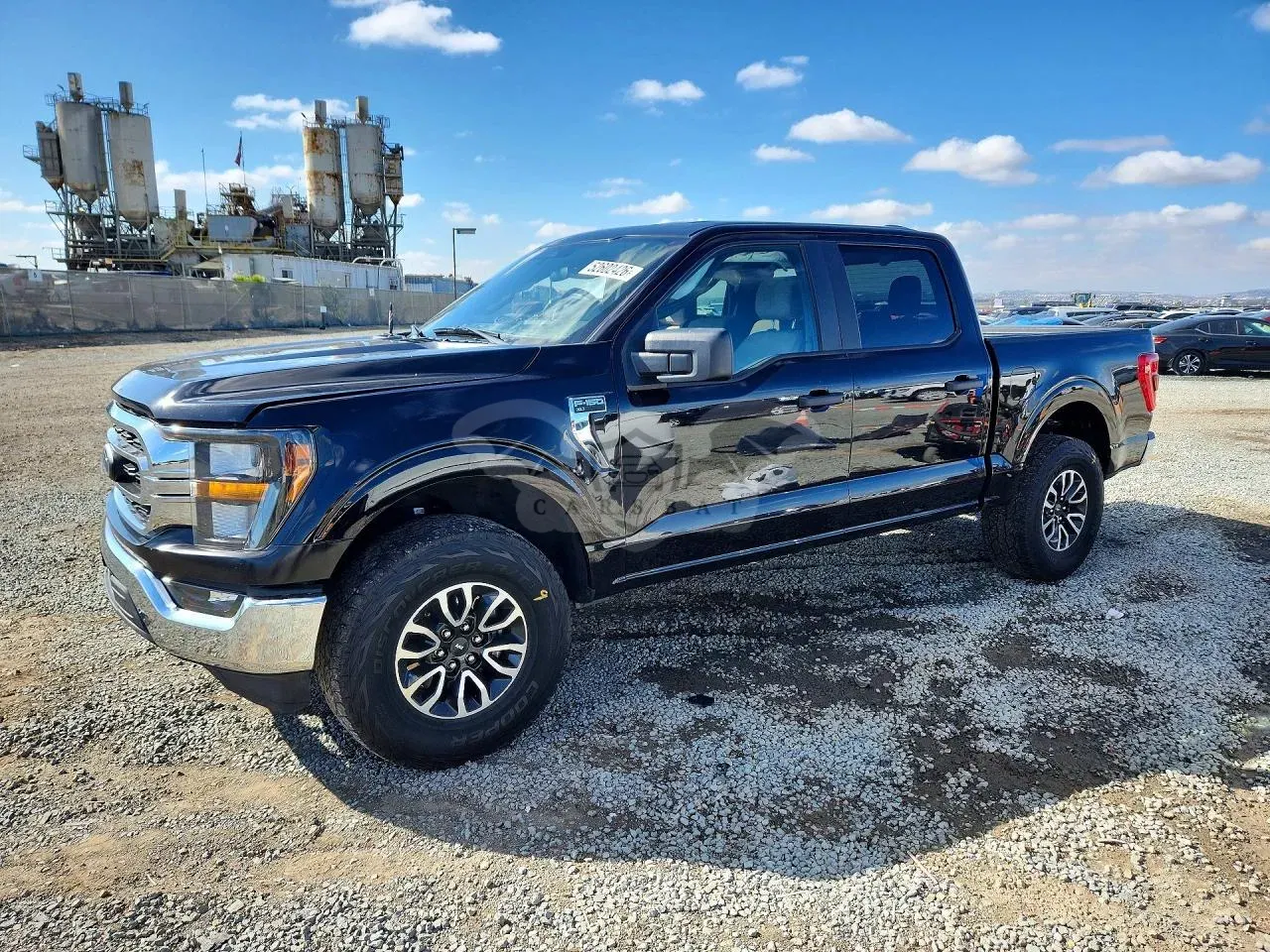 Ford F-150 5.0L 8 2023