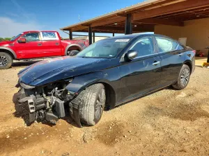 Nissan Altima 2.5L 4 2024